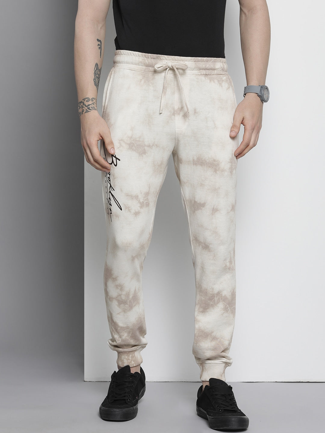 Beige Tie N Dye Joggers - M Beige