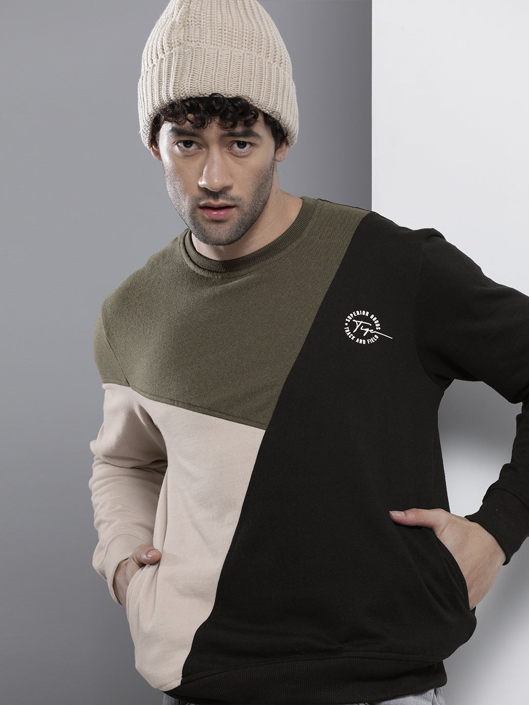 Black Colourblocked SweatShirt - S Black